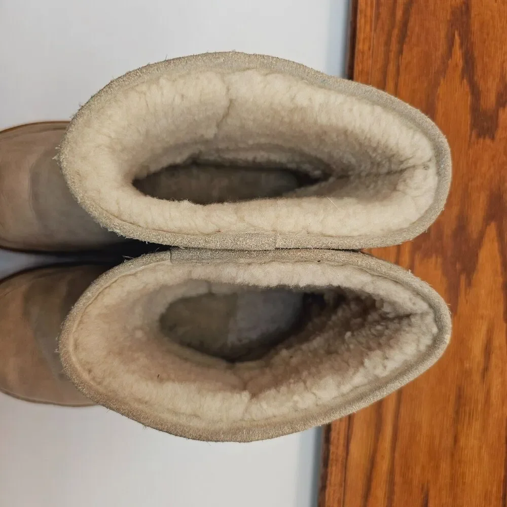 Minnetonka Snow Boots Ivory Brown Suede Round Toe Womens 8 Pull On Mid Top Solid